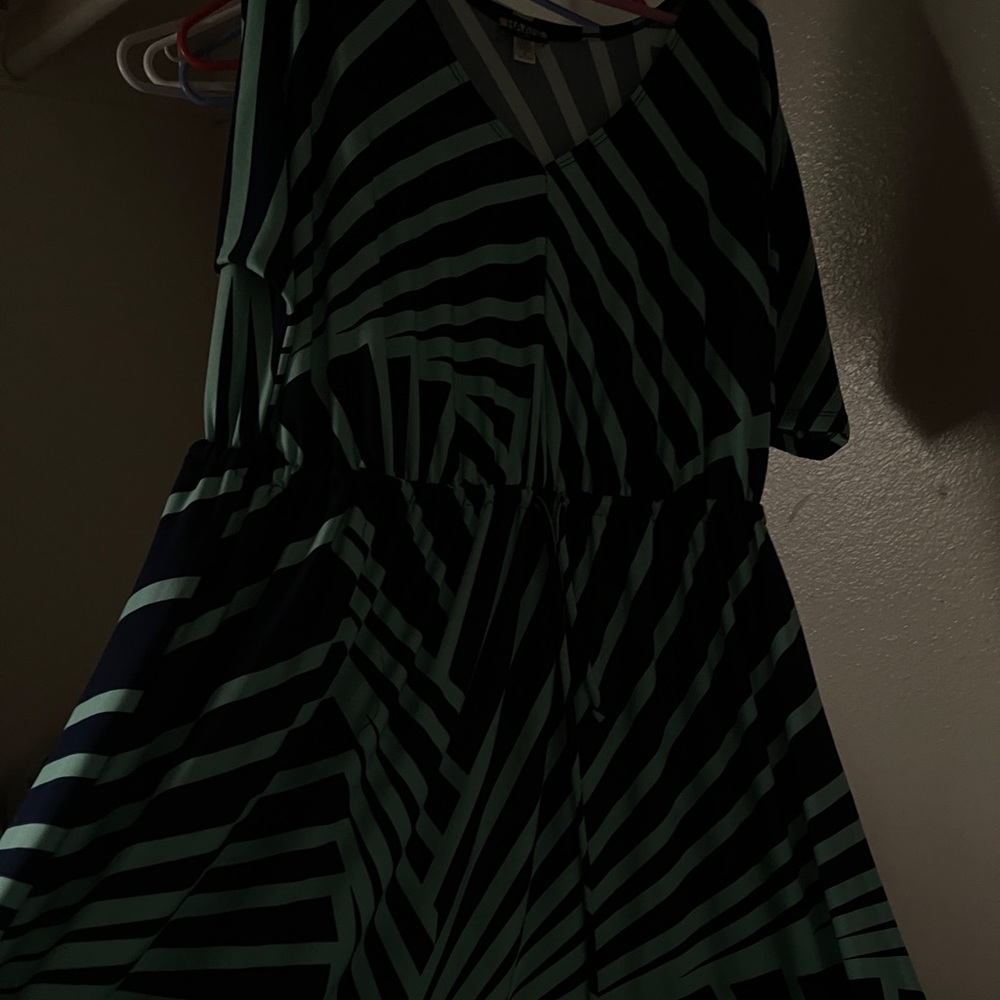 Plus six dress